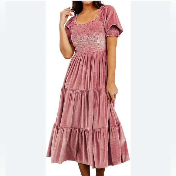 🎉HP🎉 New Pink Velvet Smocked Tiered Midi w/Puff Sleeves XL - Picture 9 of 9
